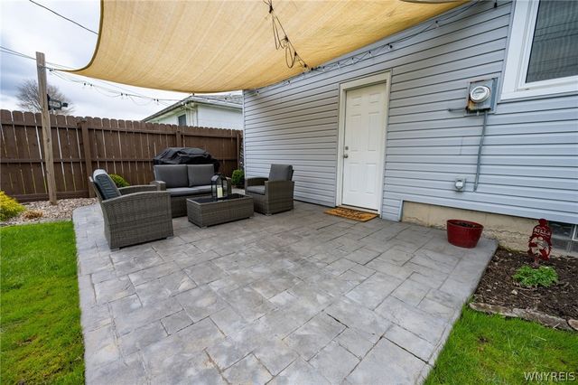 76 East Cherbourg Drive, Cheektowaga, NY 14227