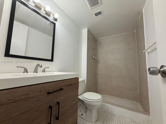 492 NW 165th Street Road 412, Miami, FL 33169