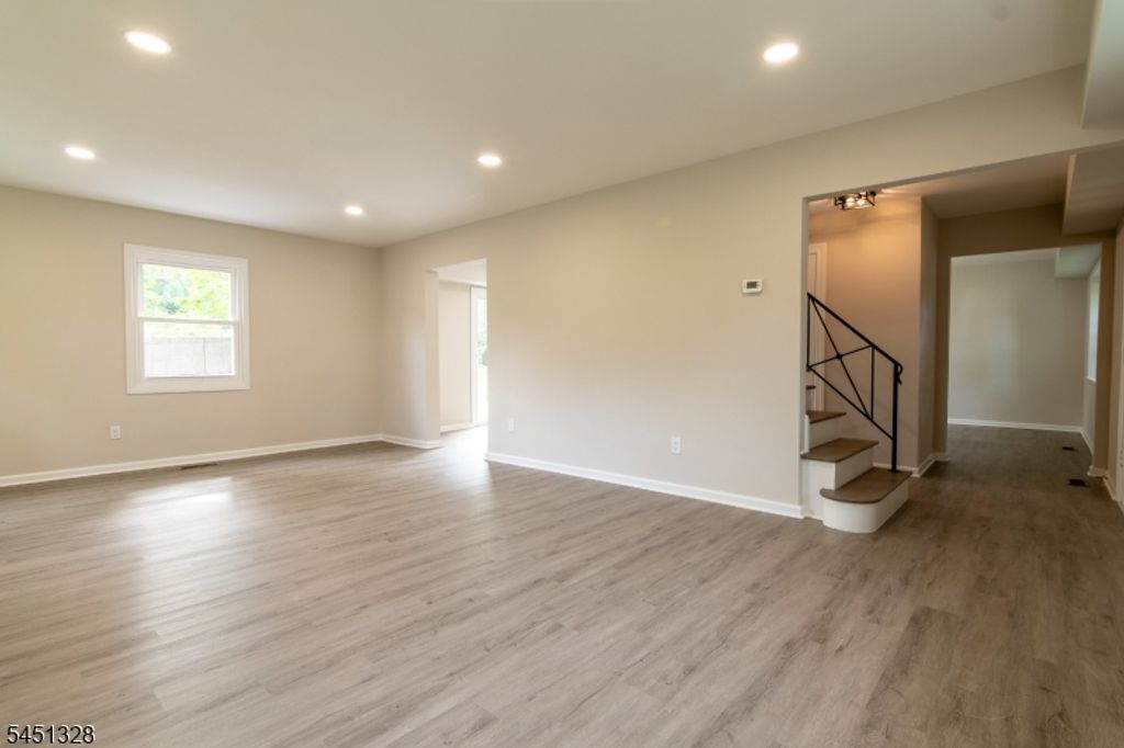 4 Overbrook Rd, Franklin Twp., NJ 08873 — photo 4
