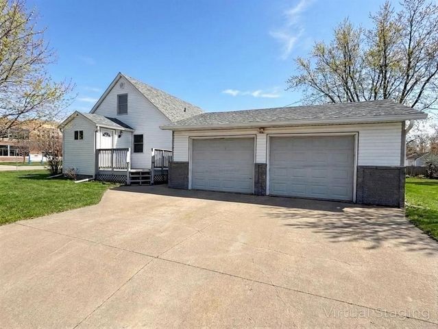 35 Phipps Avenue, Rice Lake, WI 54868