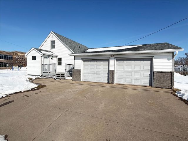 35 Phipps Avenue, Rice Lake, WI 54868