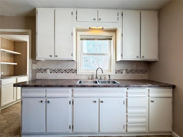 35 Phipps Avenue, Rice Lake, WI 54868