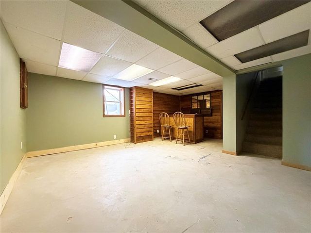 35 Phipps Avenue, Rice Lake, WI 54868