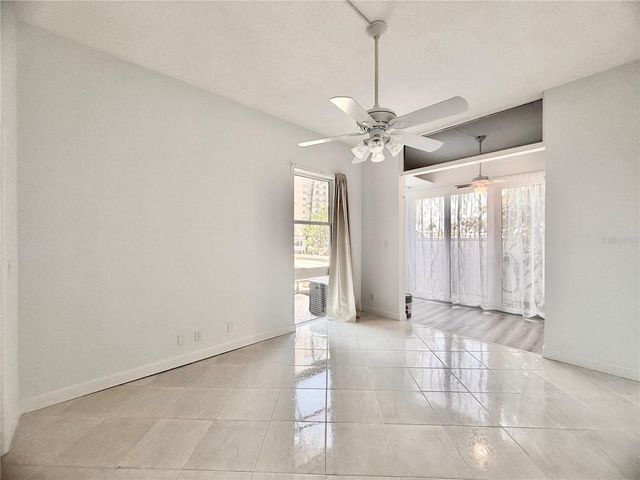 7400 SUN ISLAND DRIVE S 111, South Pasadena, FL 33707