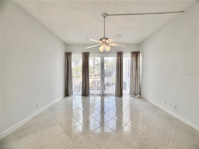 7400 SUN ISLAND DRIVE S 111, South Pasadena, FL 33707