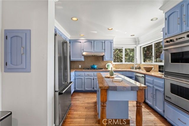 28019 North Shore Road, Lake Arrowhead, CA 92352