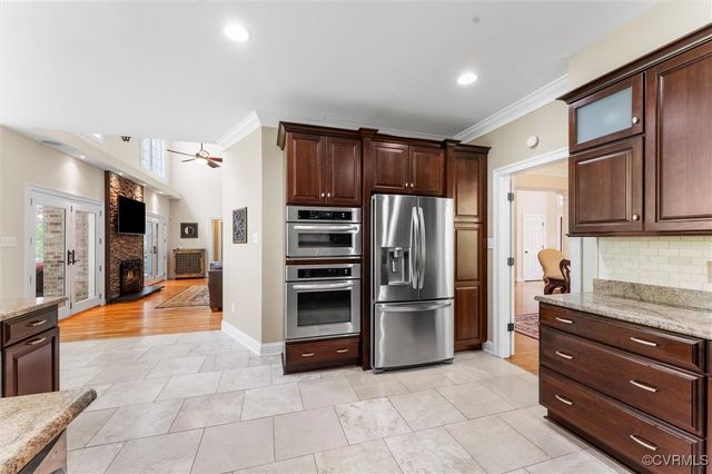 6189 Fire Ln, Mechanicsville, VA 23116