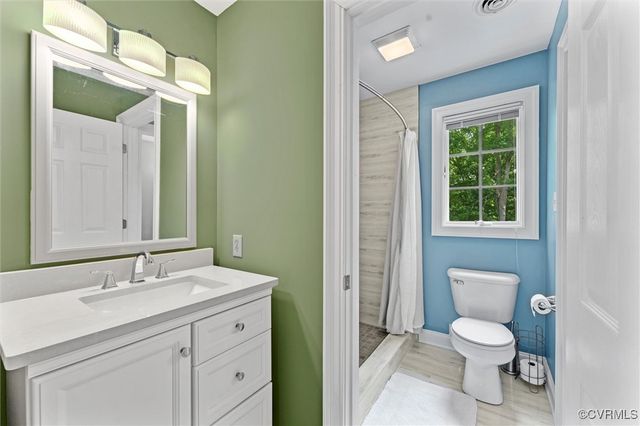 6189 Fire Ln, Mechanicsville, VA 23116