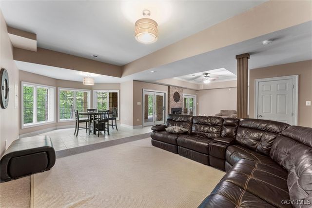 6189 Fire Ln, Mechanicsville, VA 23116