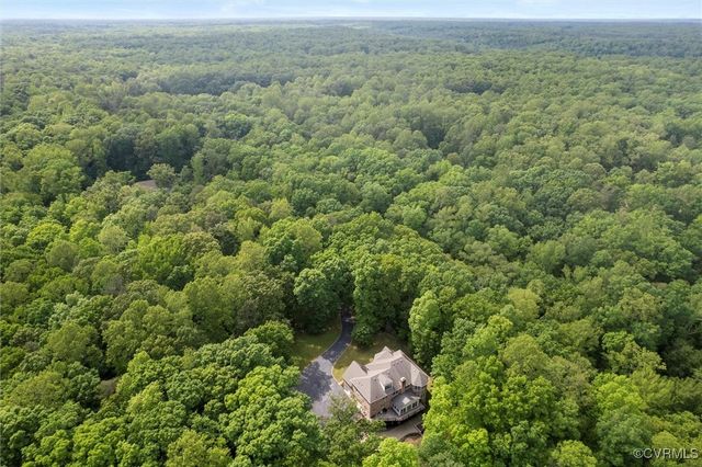 6189 Fire Ln, Mechanicsville, VA 23116