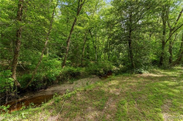 6189 Fire Ln, Mechanicsville, VA 23116