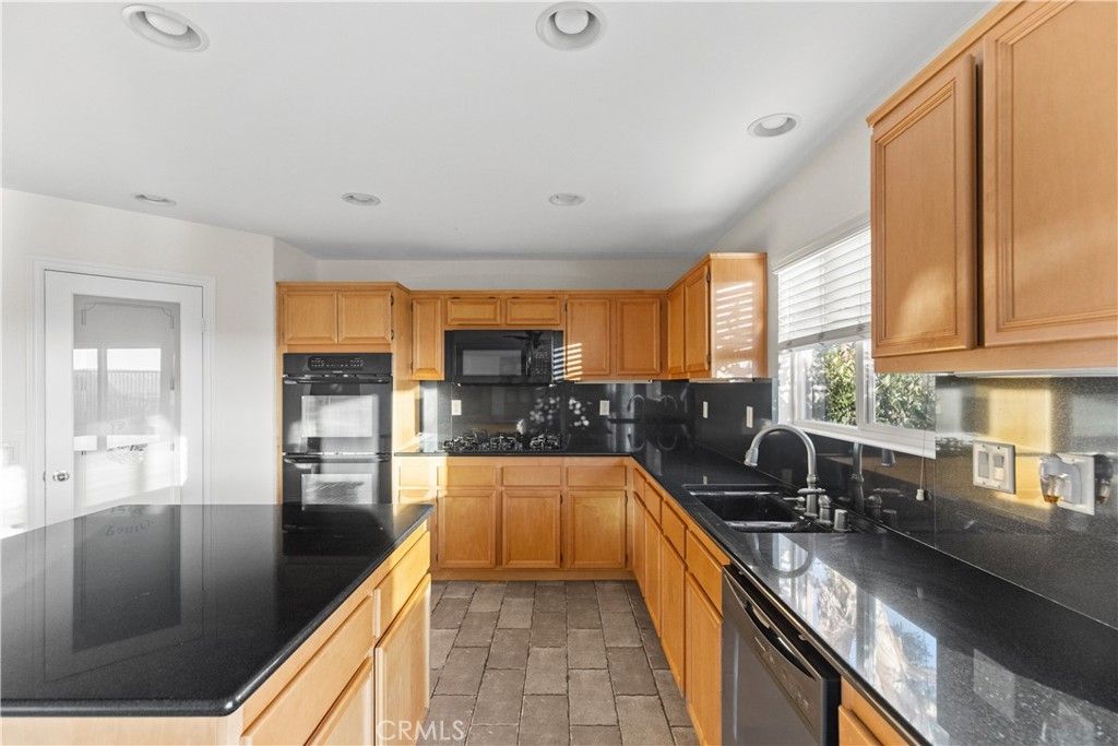 29351 Deerfield Circle, Murrieta, CA 92563 — photo 3