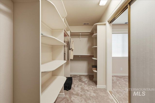 3036 S Grimes Creek Ave, Meridian, ID 83642