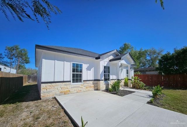 162 Valle Vista Drive, Elsa, TX 78543