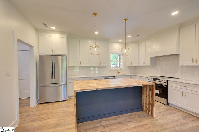 408 Edgewood Drive, Belton, SC 29627