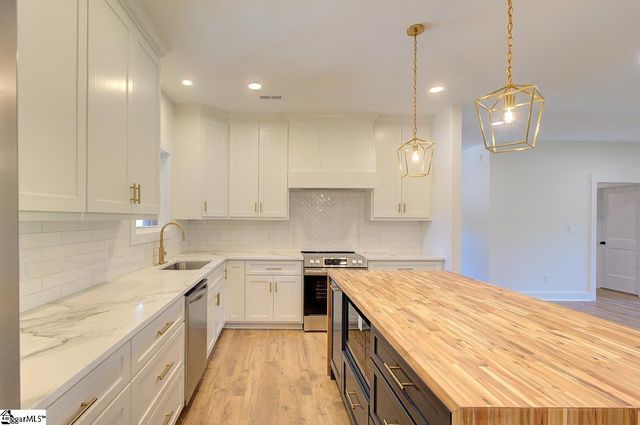 408 Edgewood Drive, Belton, SC 29627