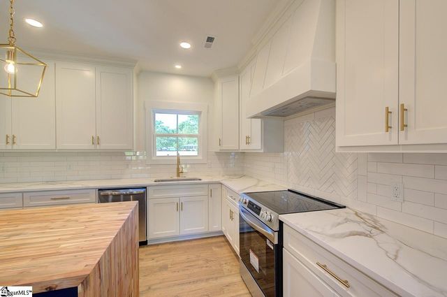 408 Edgewood Drive, Belton, SC 29627