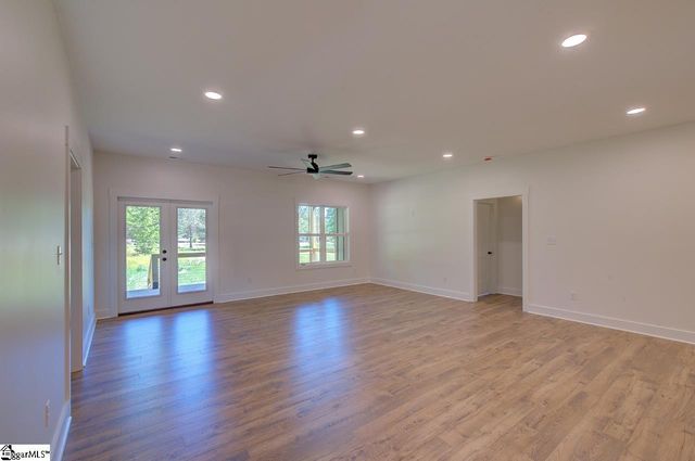 408 Edgewood Drive, Belton, SC 29627