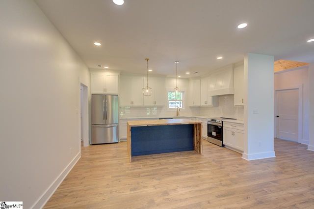 408 Edgewood Drive, Belton, SC 29627