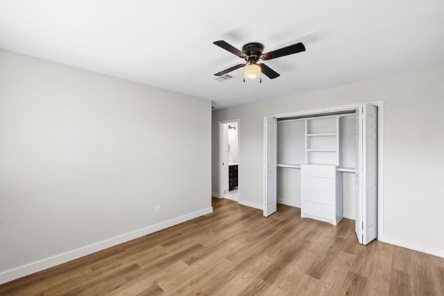 5213 Shirley Street, Baytown, TX 77521