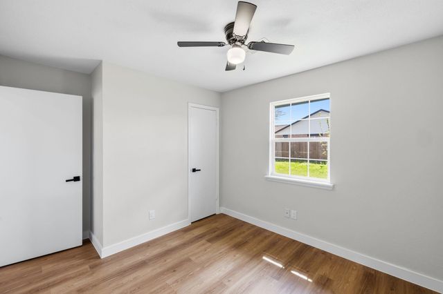 5213 Shirley Street, Baytown, TX 77521