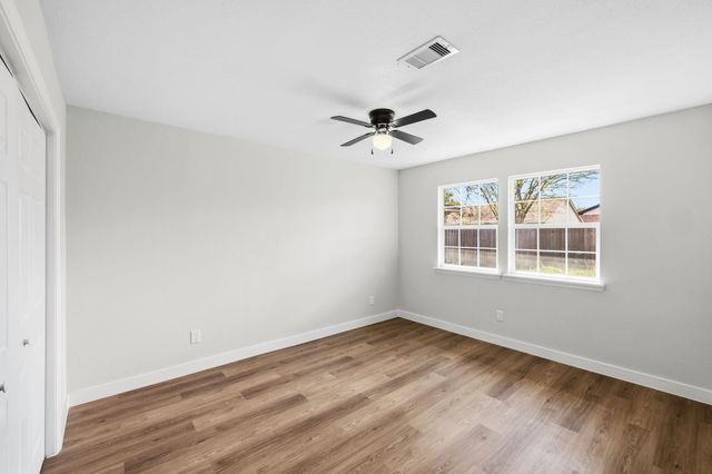 5213 Shirley Street, Baytown, TX 77521