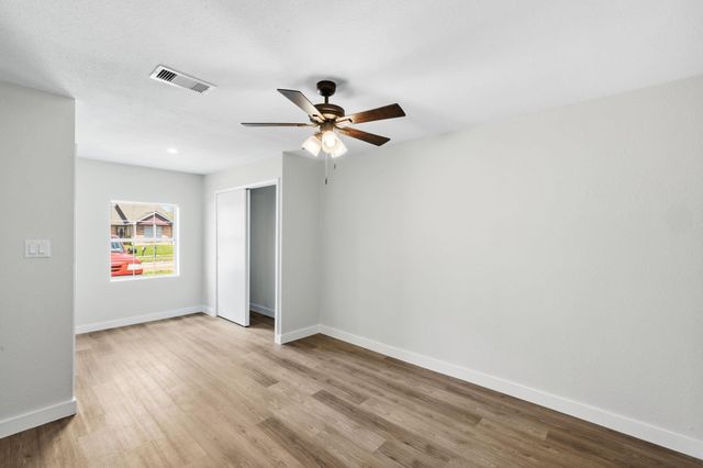 5213 Shirley Street, Baytown, TX 77521