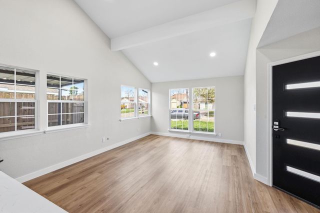 5213 Shirley Street, Baytown, TX 77521