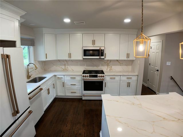 2834 Center Street, Bethlehem City, PA 18017