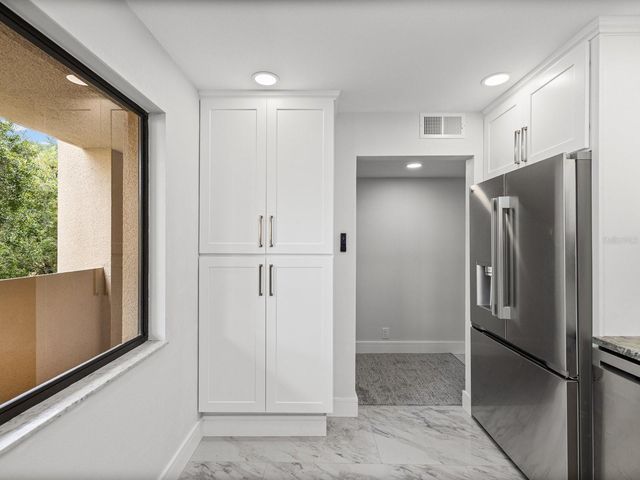 3076 EASTLAND BOULEVARD 203, Clearwater, FL 33761