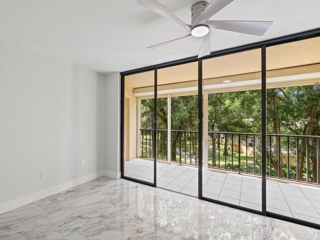 3076 EASTLAND BOULEVARD 203, Clearwater, FL 33761