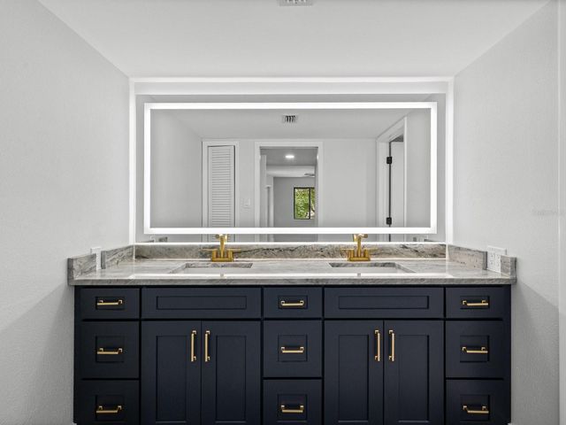 3076 EASTLAND BOULEVARD 203, Clearwater, FL 33761