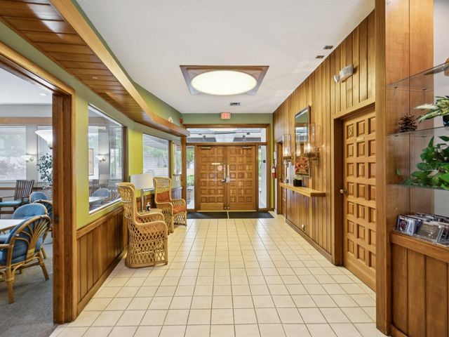 3076 EASTLAND BOULEVARD 203, Clearwater, FL 33761