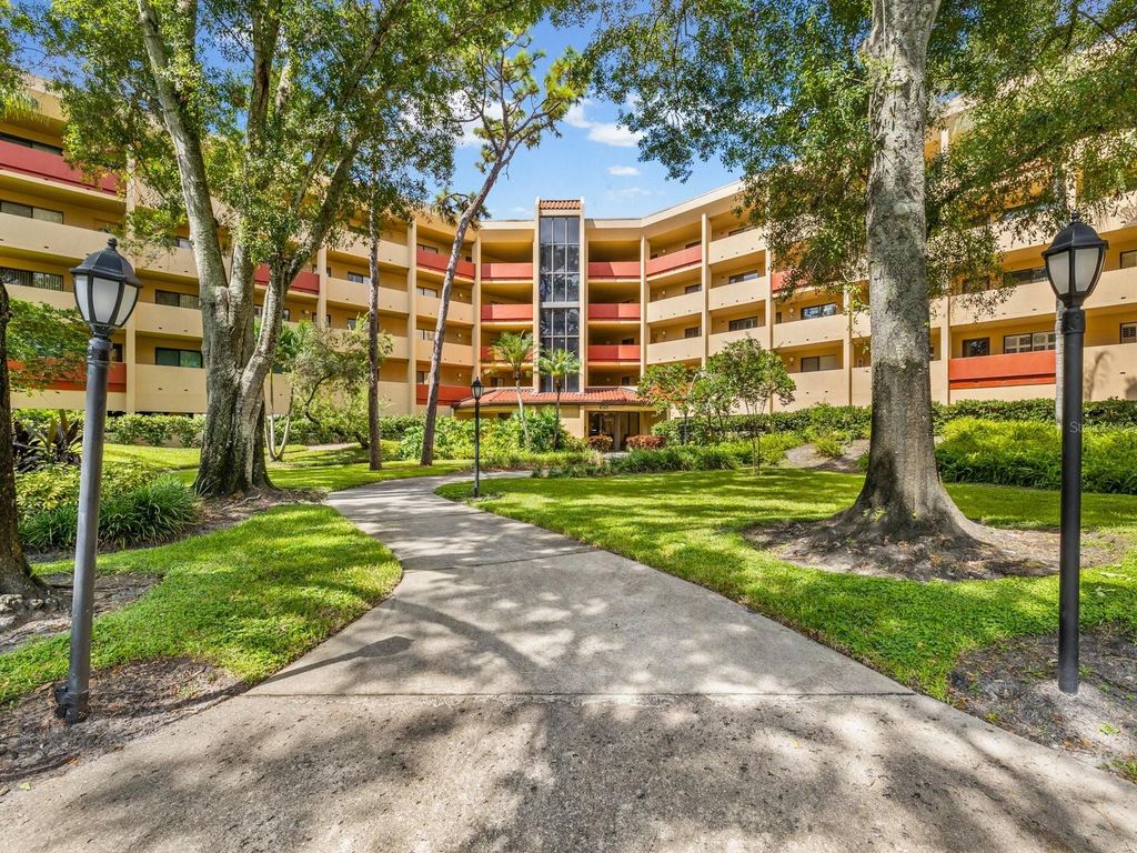 3076 EASTLAND BOULEVARD 203, Clearwater, FL 33761