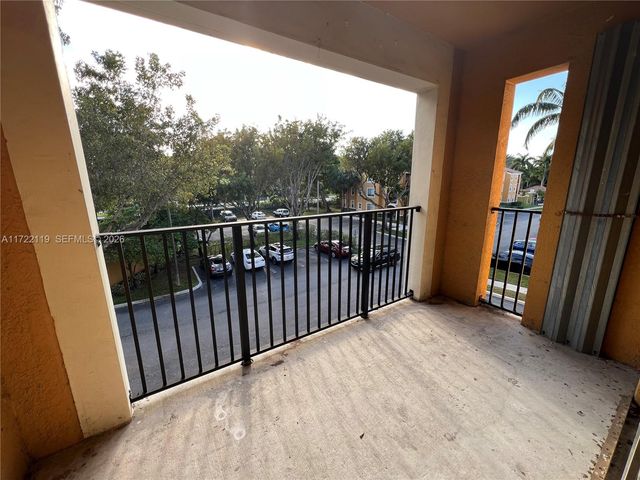 2360 E Preserve Way 305, Miramar, FL 33025