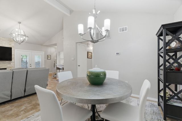 777 Custer Road 22-4, Richardson, TX 75080