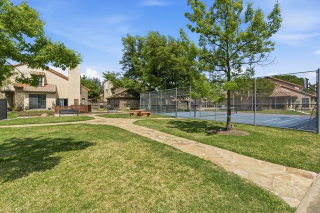 777 Custer Road 22-4, Richardson, TX 75080