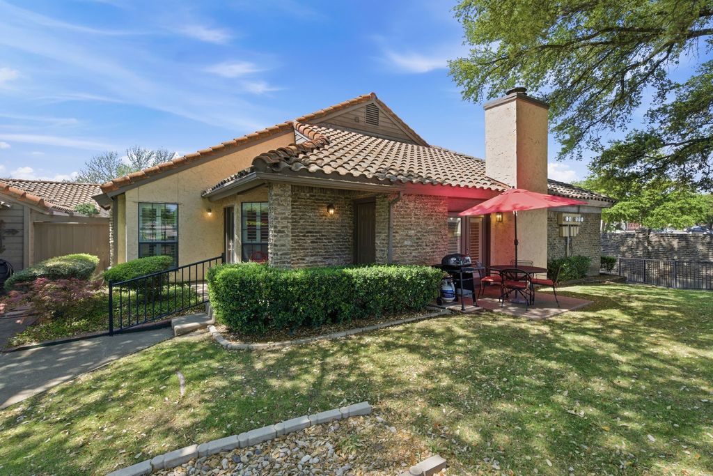 777 Custer Road 22-4, Richardson, TX 75080