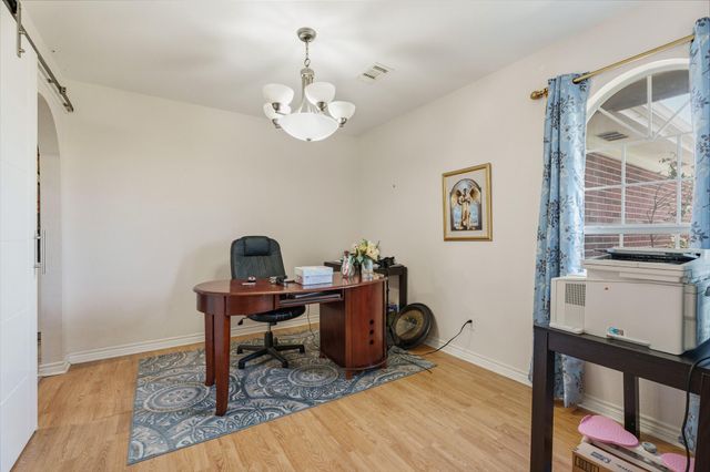 7803 Prairie Street, Hitchcock, TX 77563