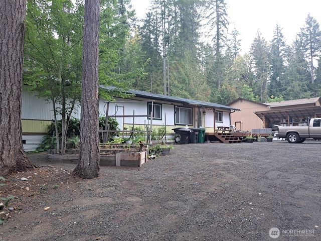 251 N Mt. Washington Drive, Hoodsport, WA 98548