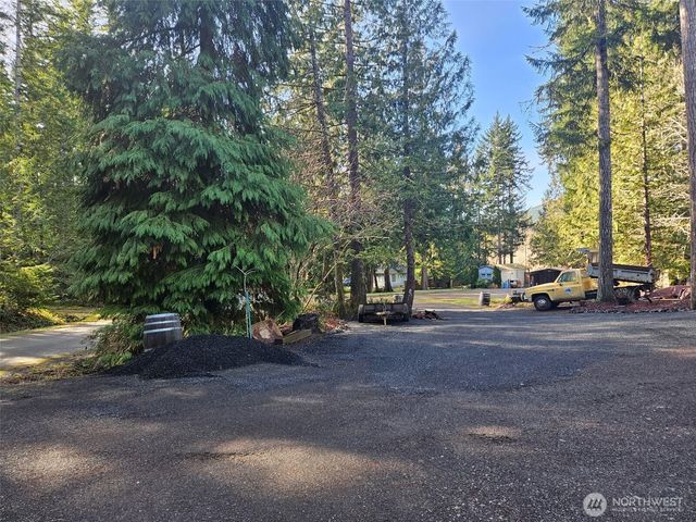 251 N Mt. Washington Drive, Hoodsport, WA 98548