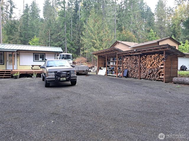 251 N Mt. Washington Drive, Hoodsport, WA 98548