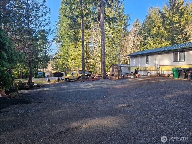 251 N Mt. Washington Drive, Hoodsport, WA 98548