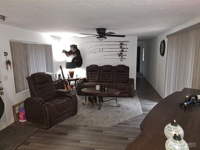 251 N Mt. Washington Drive, Hoodsport, WA 98548