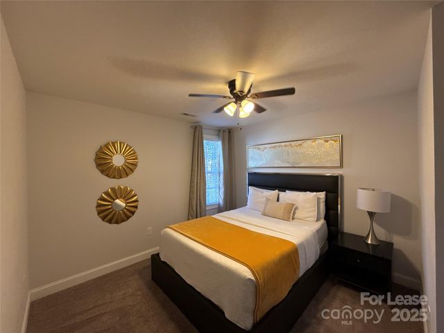 5120 Lakeview Road, Charlotte, NC 28216