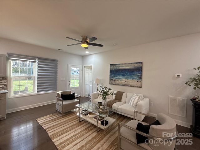 5120 Lakeview Road, Charlotte, NC 28216