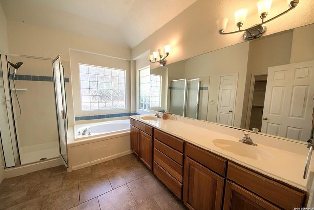 2527 Somerall, San Antonio, TX 78248