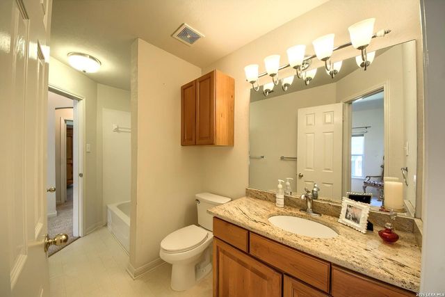 2527 Somerall, San Antonio, TX 78248