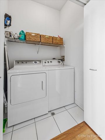 1636 W Erie Street 3E, Chicago, IL 60622