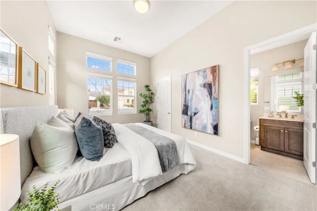 102 Derailer, Irvine, CA 92618